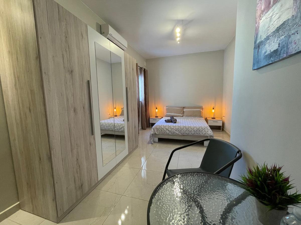 Verdi Apartment - Spacious Modern Apartment, Close To Valletta Santa Vennera Esterno foto